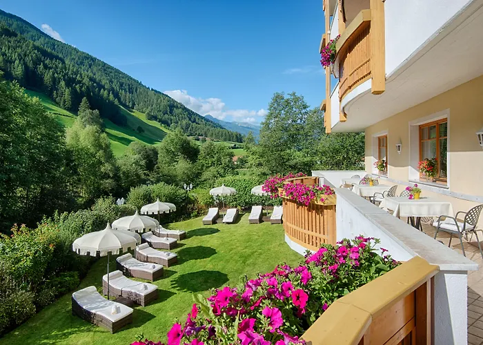  Wellness Refugium & Alpin Royal - Small Luxury s Of The World